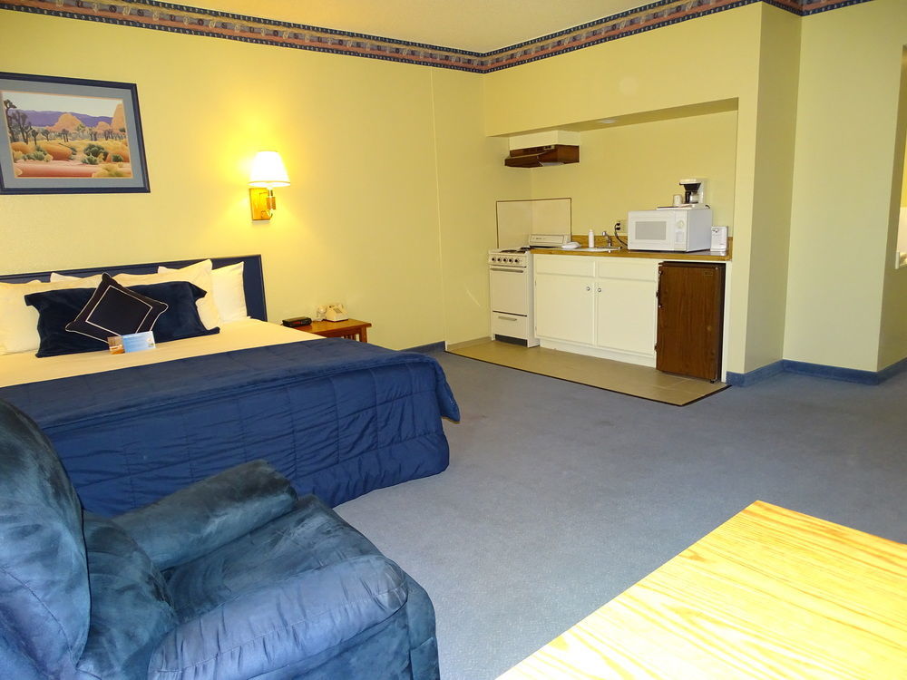 Red Roof Inn רידג'קרסט מראה חיצוני תמונה